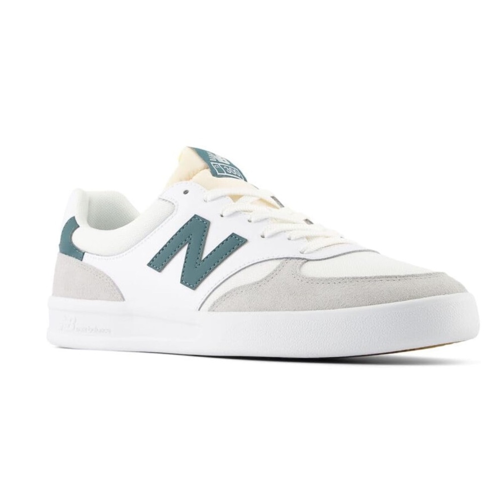 Bnwt New Balance 300 V3 Court New Balance Sneaker women’s sz 5